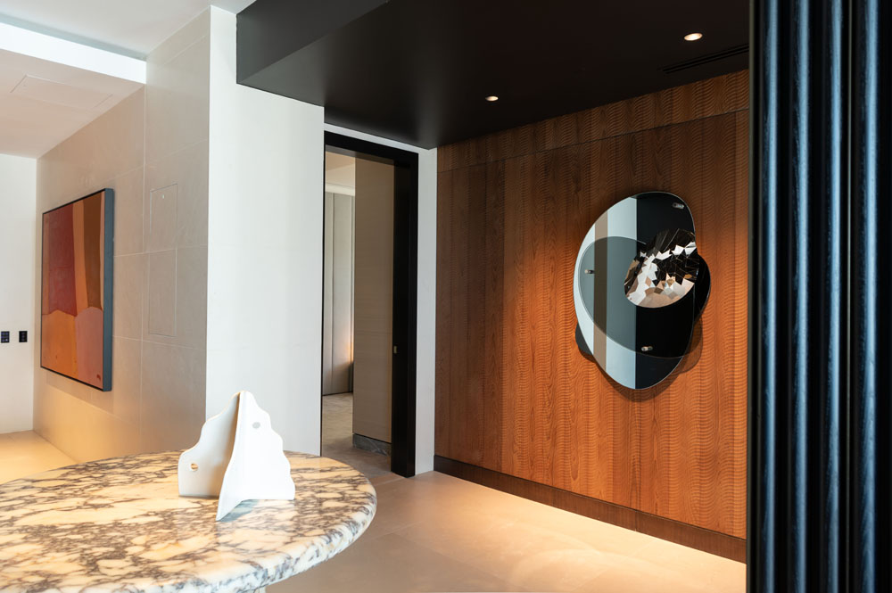 The Star Sydney - hotel room - mirror sculpture